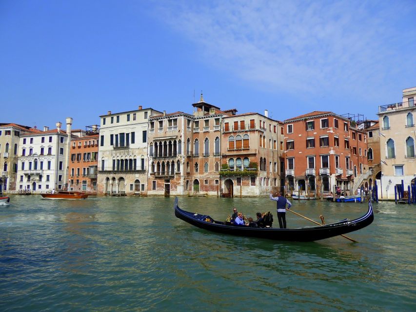 Private Venice Walking Tour and Gondola Ride - Who should book this tour