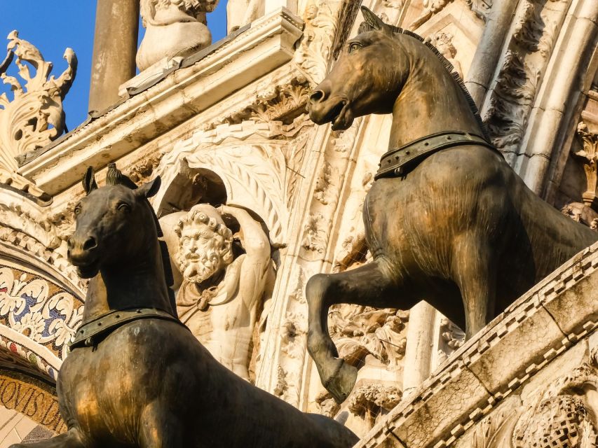 Private Venice Walking Tour and Gondola Ride - What private really means on this Venice route