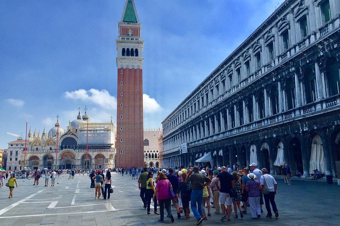 Saint Marks Basilica, Doge's Palace and Gondola tour in Venice - The 30-minute shared gondola ride: iconic, but manage expectations