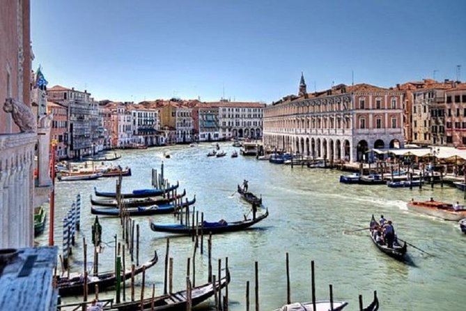 Skip-the-Line Venice Private Tour Including St Mark Doges Palace & Gondola Ride - Gondola ride: how the timing changes the whole experience