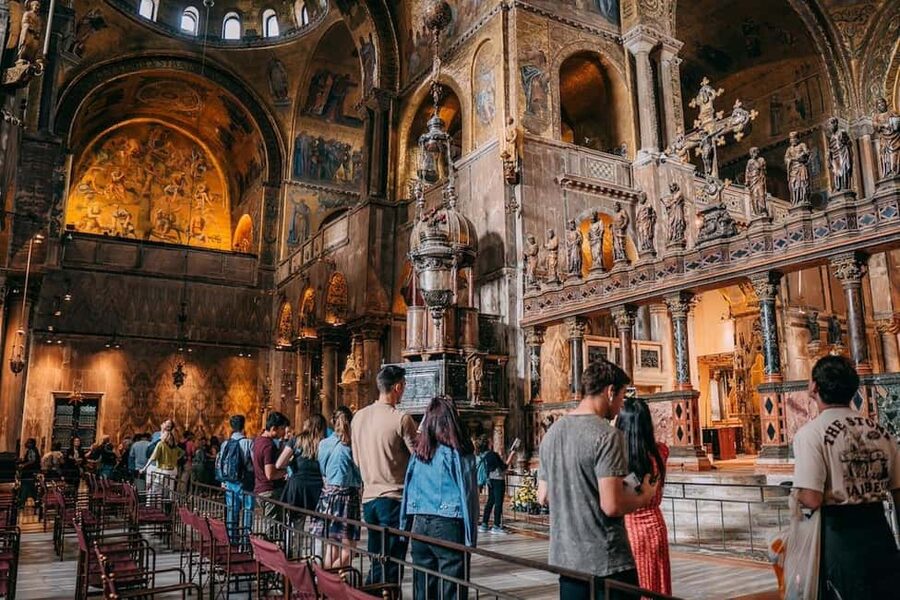 St. Mark's Basilica Tour with Priority Entrance + Gondola - Key points to know before you go