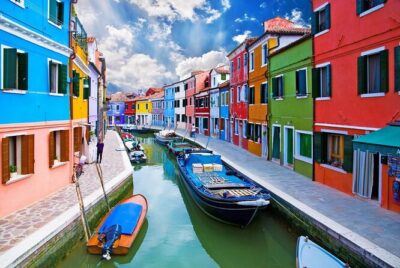 St Mark's, Doge's Palace, with Murano and Burano & Gondola Ride - Gondola Ride After the Palaces: 30 Minutes, Up to 5, Better Photos