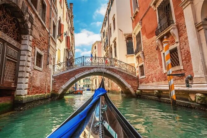 Tour Enchanting Venice Majestic City Walk and Gondola Ride - Price and Value at $144.46: Is It a Good Deal?