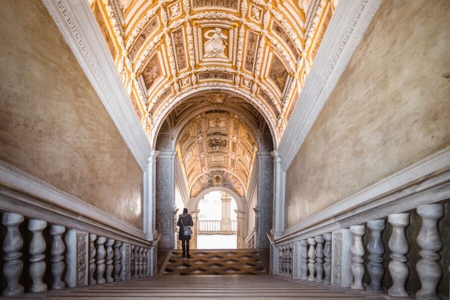 Tour of Doge's Palace and Gondola Ride - Doge’s Palace Tour: What You’ll See and Why It Feels Different