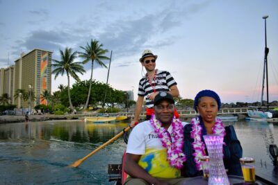 Valentine's Private Gondola Cruise in Waikiki with Drinks, Pastry - Diamond Head From the Gondola: Views Plus the Name Story