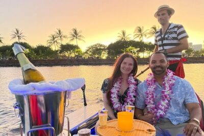 Valentine's Venetian Gondola Cruise in Waikiki - Timing: the sunset ride feels like the main event