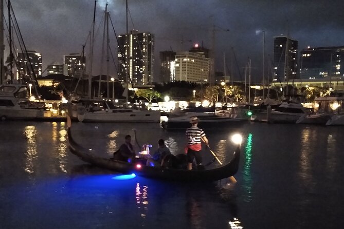 Valentine's Venetian Gondola Cruise in Waikiki - Food, drinks, and the BYOB reality