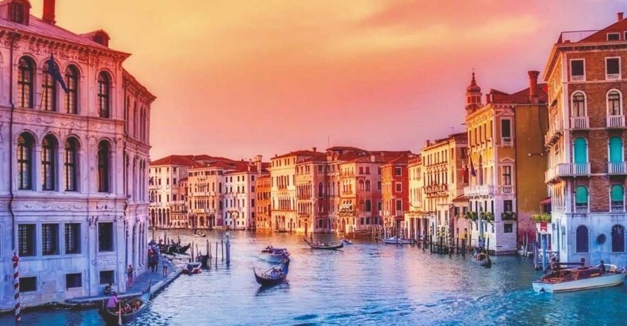 Venice: 30 min Gondola Ride on the Grand Canal with Guide - The 30–60 minute route: what you’ll see from the water