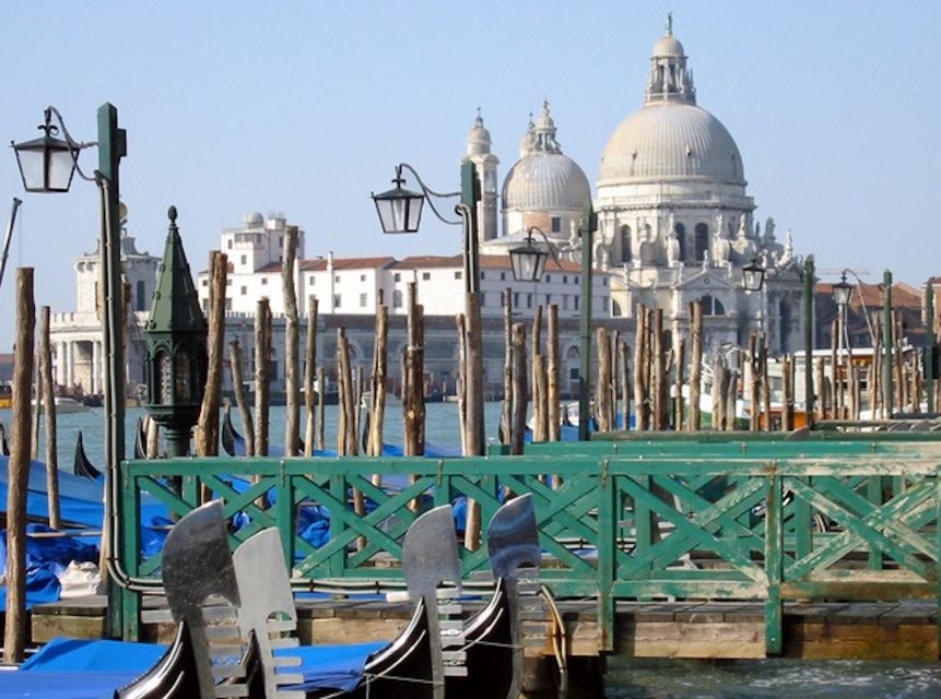Venice: 30 min Gondola Ride on the Grand Canal with Guide - Price and value: is $163 per person a smart spend?