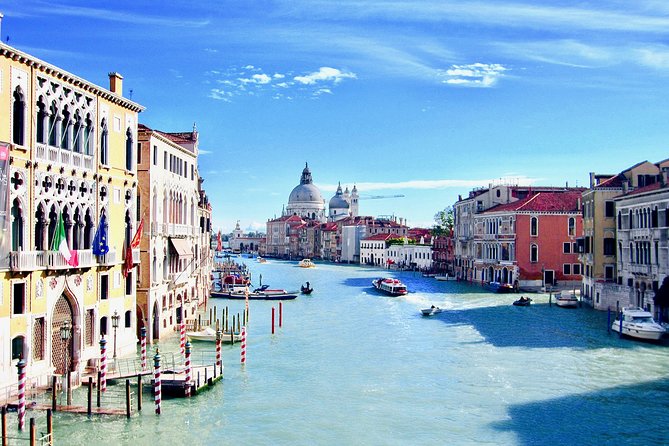 Venice: 30 min private Gondola Ride with Guide - Tips to avoid disappointment: make this ride feel worth it