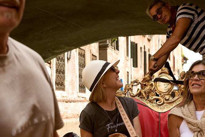 Venice Art Walking Tour with Gondola Ride - Venice in 3 hours: why this format actually helps