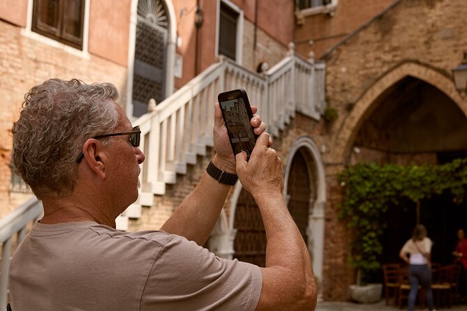 Venice Art Walking Tour with Gondola Ride - St. Mark’s Square: architecture you can read in real time