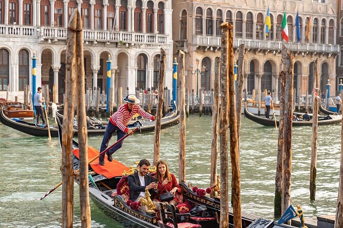 Venice Classic Gondola Ride Along Grand Canal and Hidden Corners - Key Points to Know Before You Go