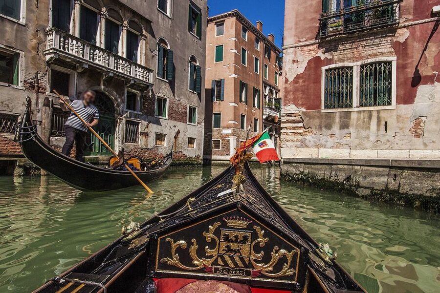 Venice: Doge's Palace and Basilica Tour with Gondola Ride - Price and value: what you’re paying for at $149.54