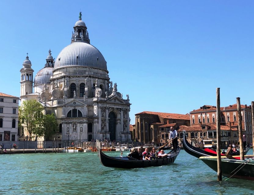 Venice: Doge's Palace Guided-Tour & Gondola Ride - The Bridge of Sighs and New Prisons Connection