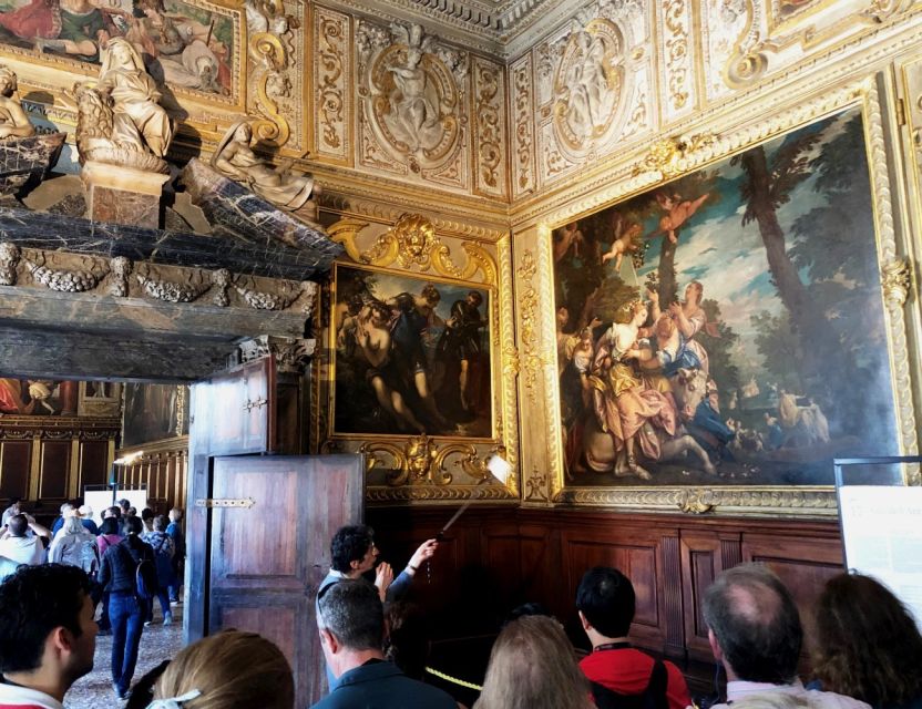 Venice: Doge's Palace Guided-Tour & Gondola Ride - Gondola Ride Through Grand Canal Energy and Inner Canal Quiet