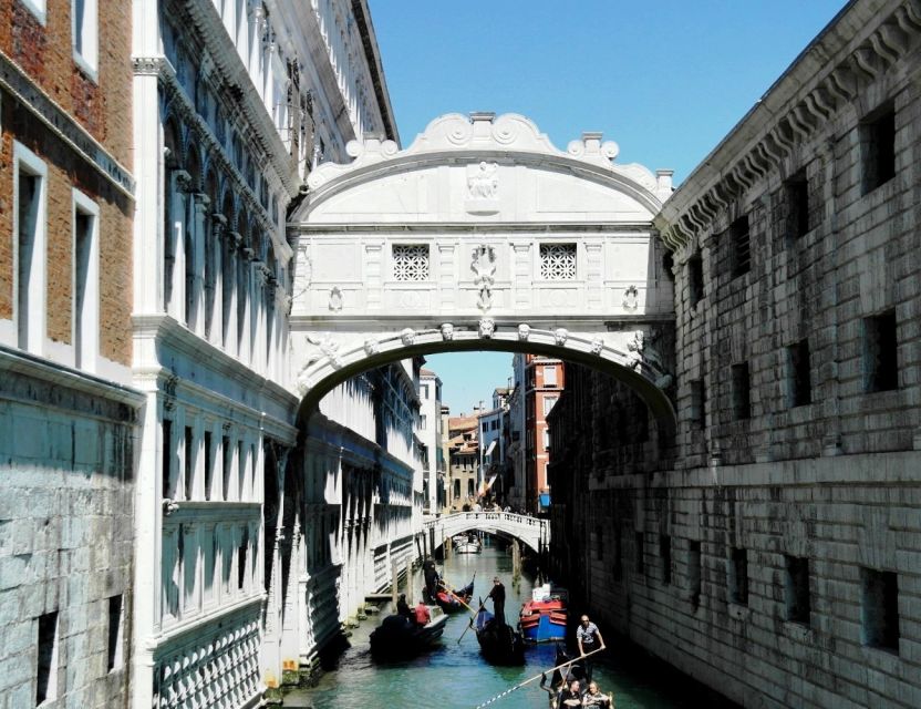 Venice: Doge's Palace Guided-Tour & Gondola Ride - Price and Value for a Two-Stop Venice Day