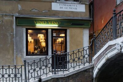 Venice: Gondola Ride and Dinner Experience - Getting to Campo Santa Maria del Giglio (Near Hotel Gritti) Without Stress