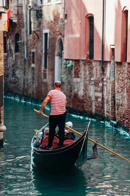 Venice: Gondola Ride under the Bridge of Sighs and Premium Audio Guide - A Gondola Ride Under the Bridge of Sighs That’s Built for Real Orientation