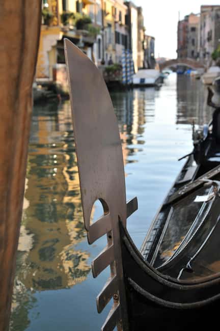 Venice: Gondola Ride under the Bridge of Sighs with Audio Guide App - Price and value: $41 for a shared classic ride
