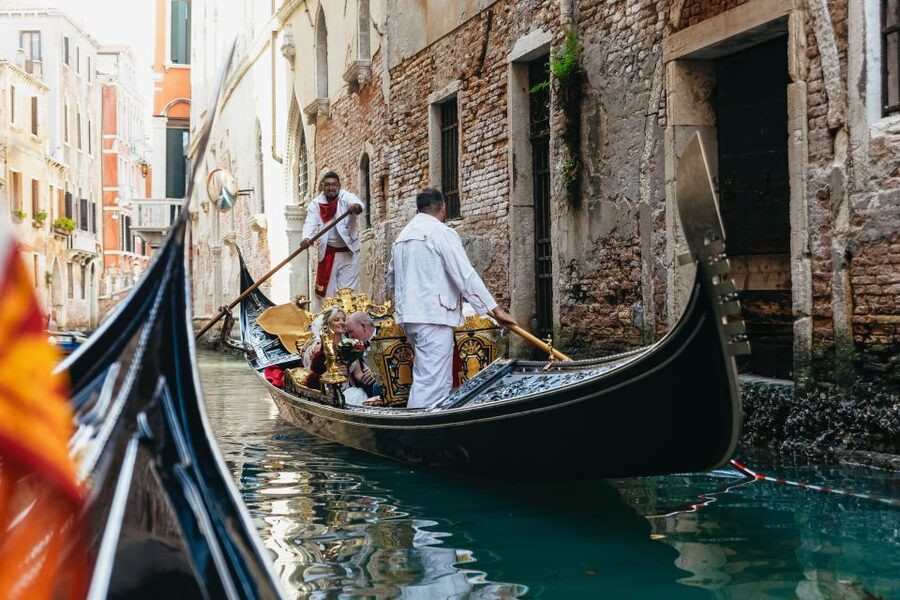 Venice: Grand Canal Gondola Ride with App Commentary - How long you’ll actually spend: plan for the full Venice clock