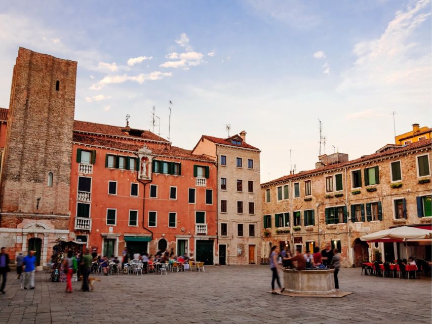 Venice: Highlights with Local Private Walking Tour & Gondola - Finding Venice on foot: alleys, squares, and the everyday city