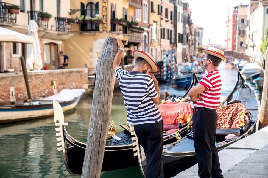 Venice: Off the Beaten Path Private Gondola Ride - Who This Gondola Ride Suits Best