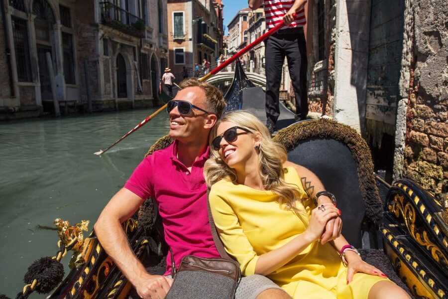 Venice: Off the Beaten Path Private Gondola Ride - What You Learn From Your Gondolier (Fabio and the License Story)