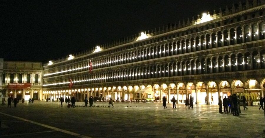 Venice: Private After Dark Tour and Gondola Ride - Marco Polo’s connections and Canova’s story: the details that make Venice feel personal