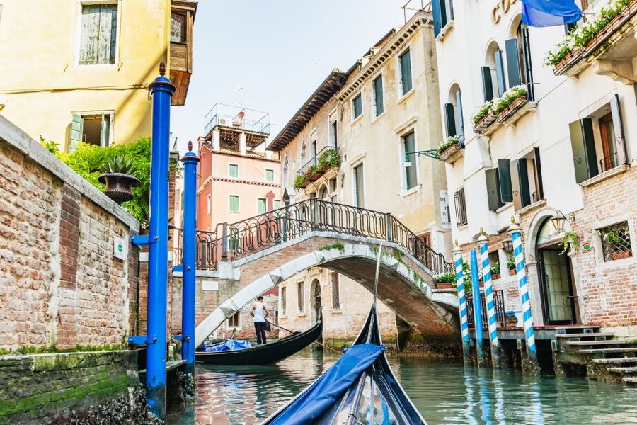 Venice: Private Crafted Gondola Ride Along Grand Canal - Who This Is Best For (and Who Should Skip It)