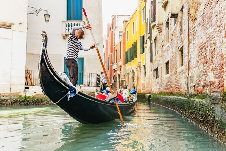 Venice: Private Gondola Ride along Grand Canal - Practical Tips: Timing, Weather, and Getting Around Venice