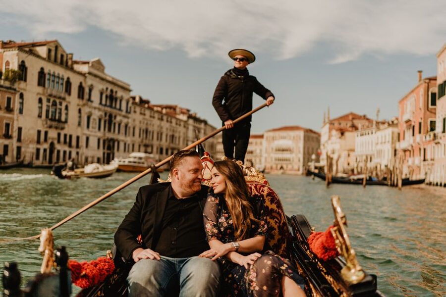 Venice: Private Gondola Ride with Professional Photographer - Who This Suits Best (And Who Should Rethink It)