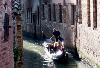 Venice: Private Grand Canal Gondola Ride from Rialto - The private gondola setup for up to five
