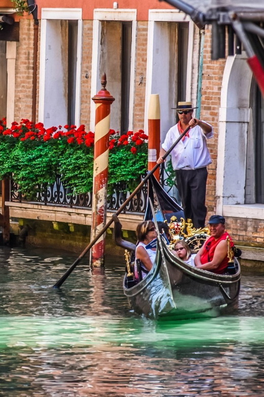 Venice: Private Grand Canal Gondola Ride from Rialto - The call: should you book it?