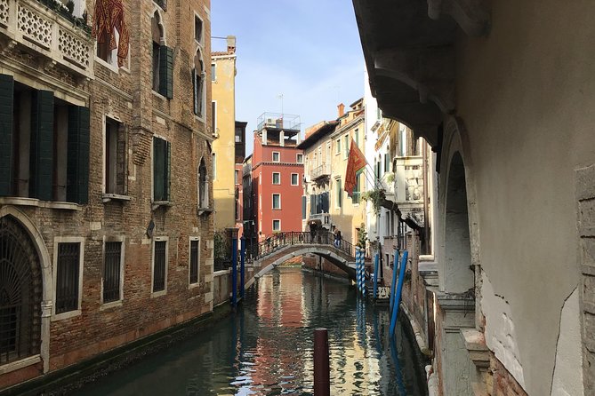 Venice Private Tour for Families with Gondola Ride - Bridge of Sighs and Doge’s Palace: From Baroque Drama to Venetian Power