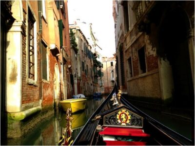 Venice: Private Tour with Doge's Palace, St. Mark's, Gondola - Starting at Chiesa di San Giacomo di Rialto: A Smart Launch Point