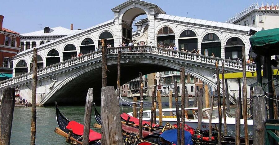 Venice: Private Tour with Doge's Palace, St. Mark's, Gondola - The Bridge of Sighs: Why This Stop Hits Hard