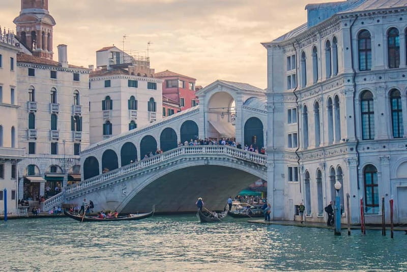 Venice: Private Walking Tour with Optional Gondola Ride - Learning Venetian Dialect and the Big Reasons Venice Changed