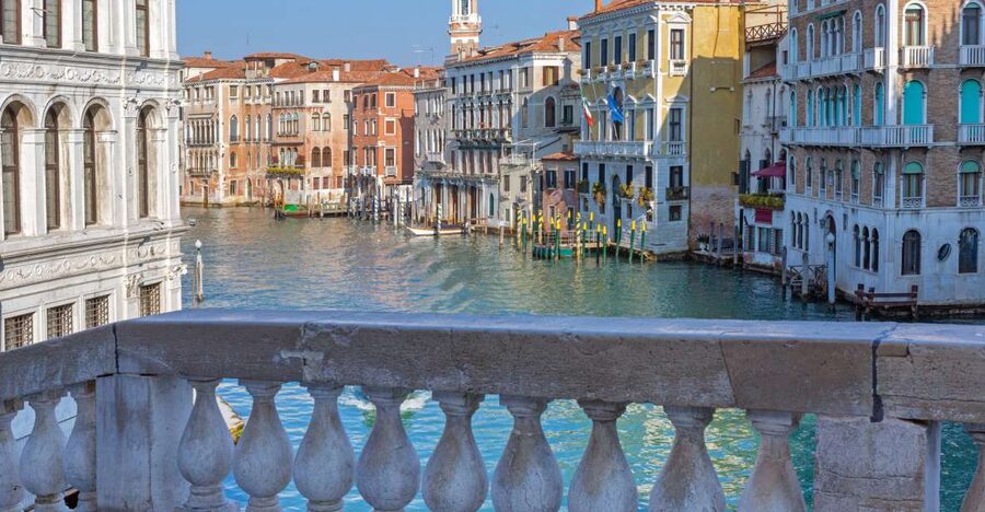 Venice: St. Mark's Basilica, Doge's Palace & Gondola Ride - Venice in One Day: the big three, plus the streets between them