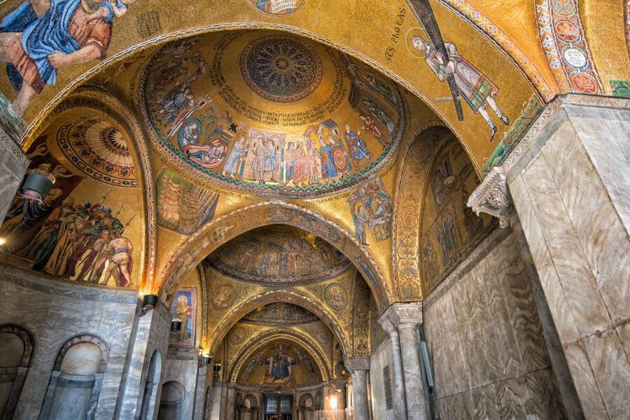 Venice: St. Mark's Basilica, Doge's Palace & Gondola Ride - Gondola ride on the Grand Canal: small boat, 35 minutes, and back-canal perspective