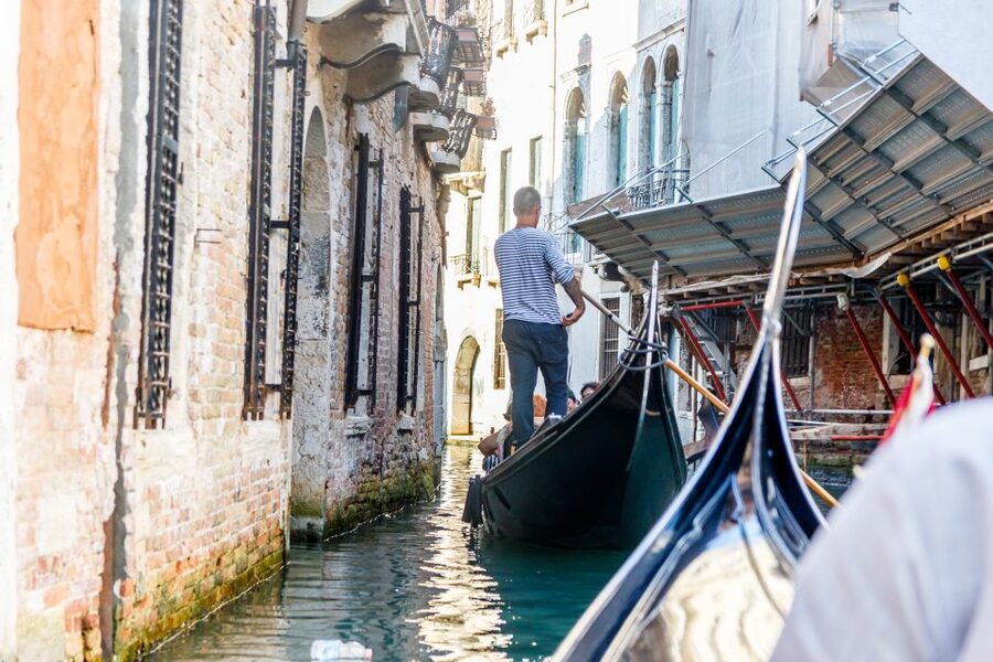 Venice: Traditional Shared Gondola Ride - Who should book this shared gondola (and who shouldn’t)