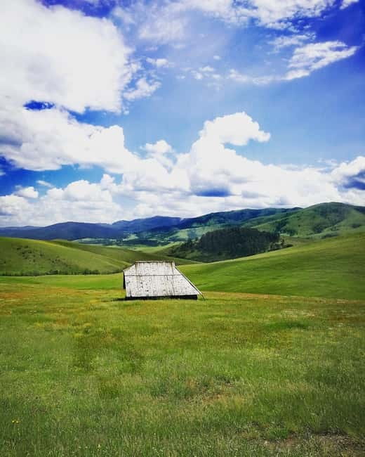 Zlatibor tour - Gold gondola, Stopic cave, Sirogojno & falls - Stopića Cave: Cave Baths and the Real Underground Experience